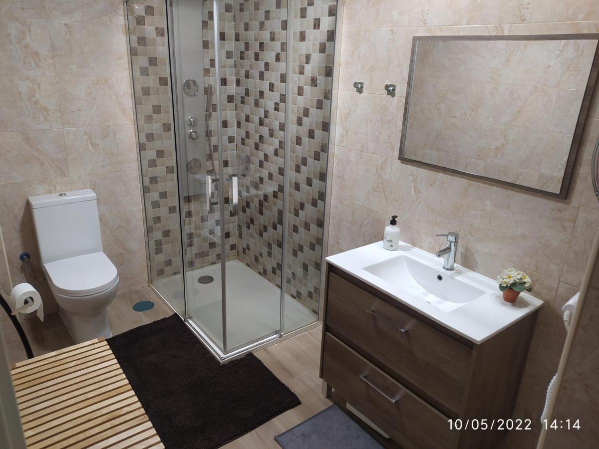 Piso Navas Apartment Navas de San Antonio Екстериор снимка