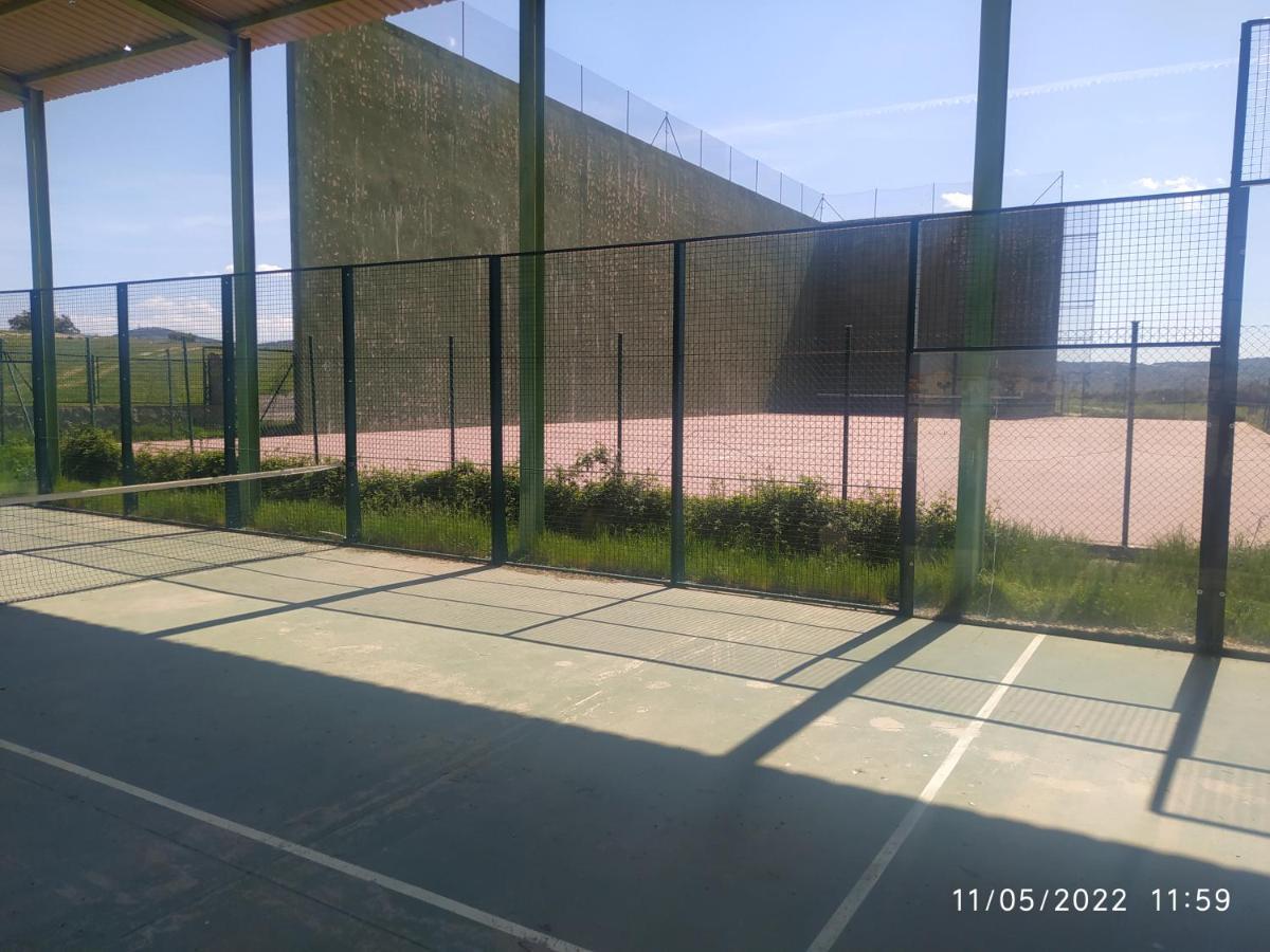 Piso Navas Apartment Navas de San Antonio Екстериор снимка