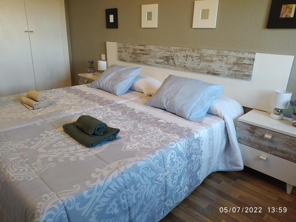 Piso Navas Apartment Navas de San Antonio Екстериор снимка